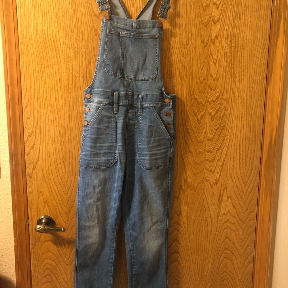 Madewell women’s denim overall size M